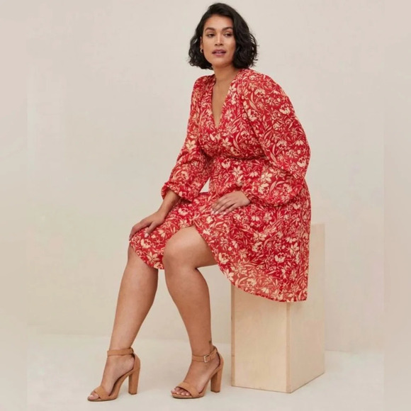 Torrid Babydoll Mini Dress Size 6X Red Floral Chiffon Bishop Sleeve Pockets - Picture 1 of 11